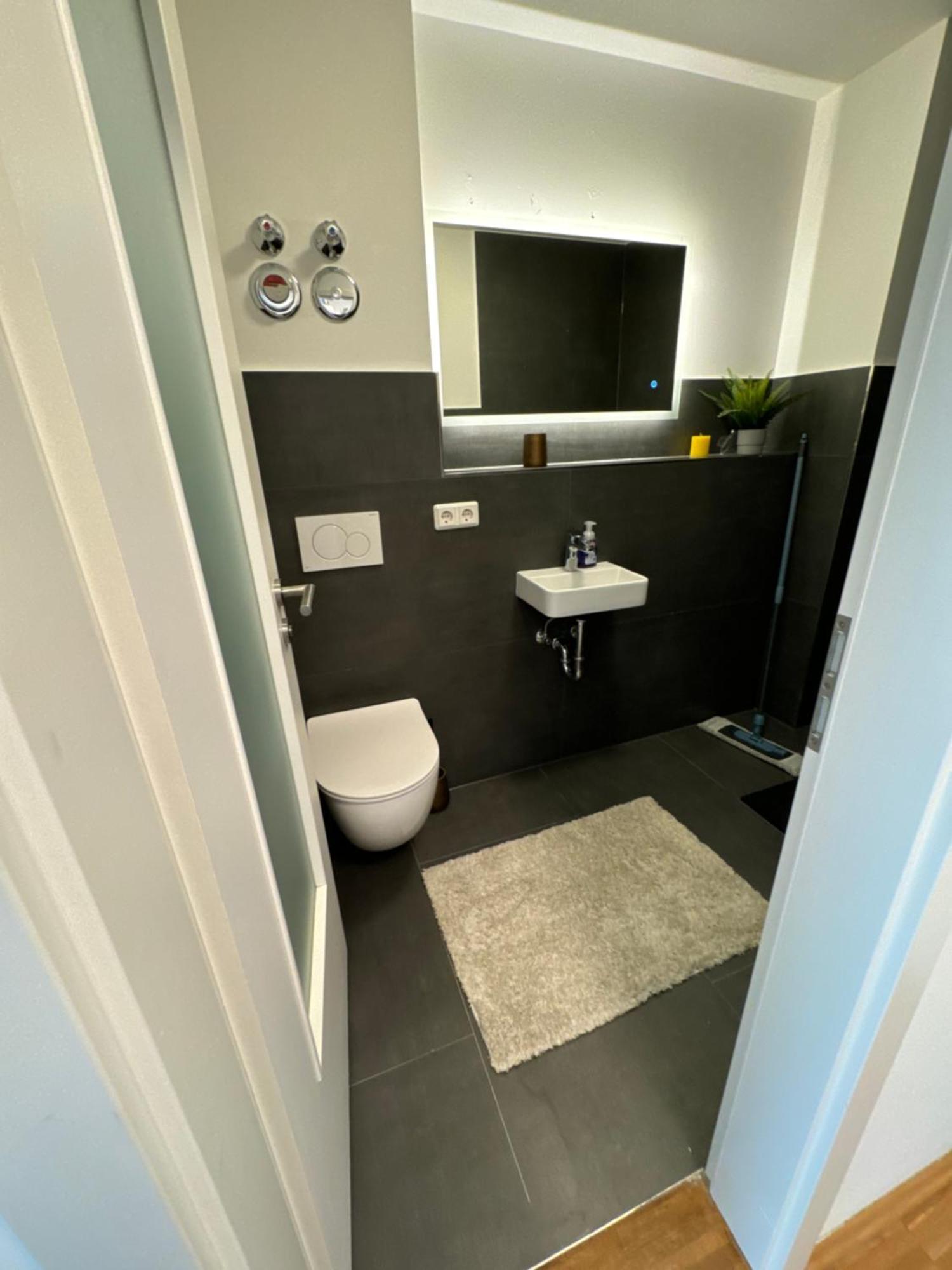 Moderne Ferienwohnung Mit Terrasse Βίρτσμπουργκ Εξωτερικό φωτογραφία
