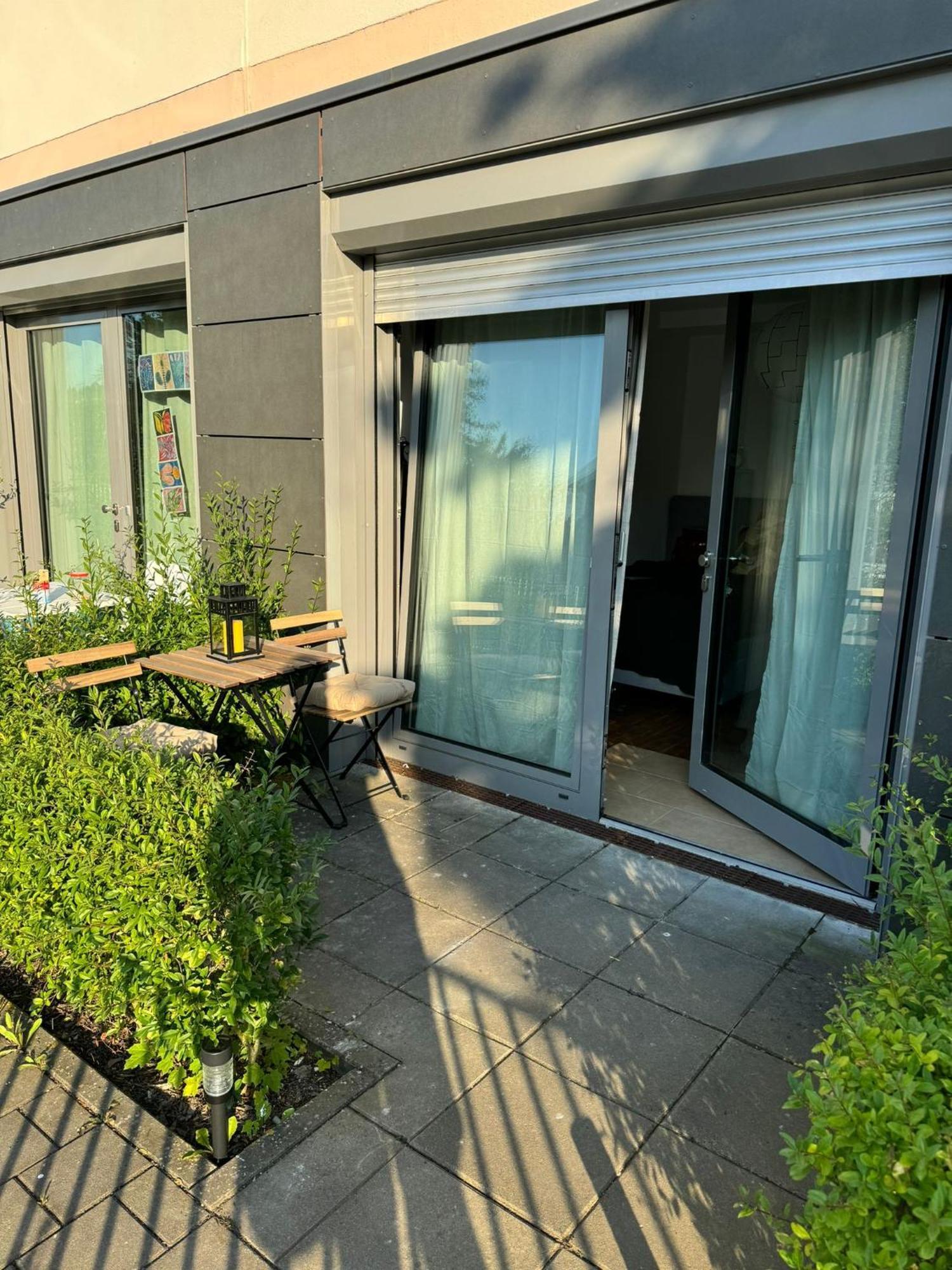 Moderne Ferienwohnung Mit Terrasse Βίρτσμπουργκ Εξωτερικό φωτογραφία